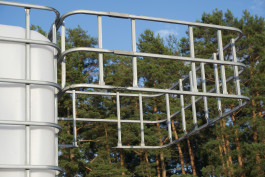 Architectural Designer - Cyrill Kreissl, +49 176 348 404 73, studio@cyrillkreissl.com